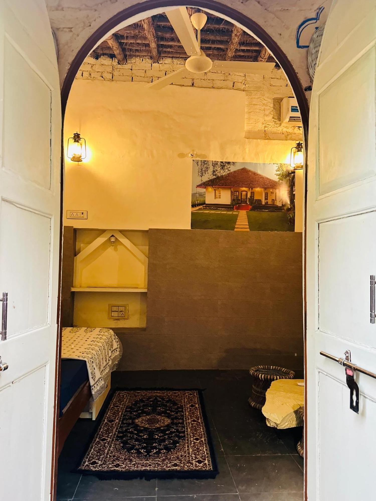 Hostel Travellers Village Jaipur